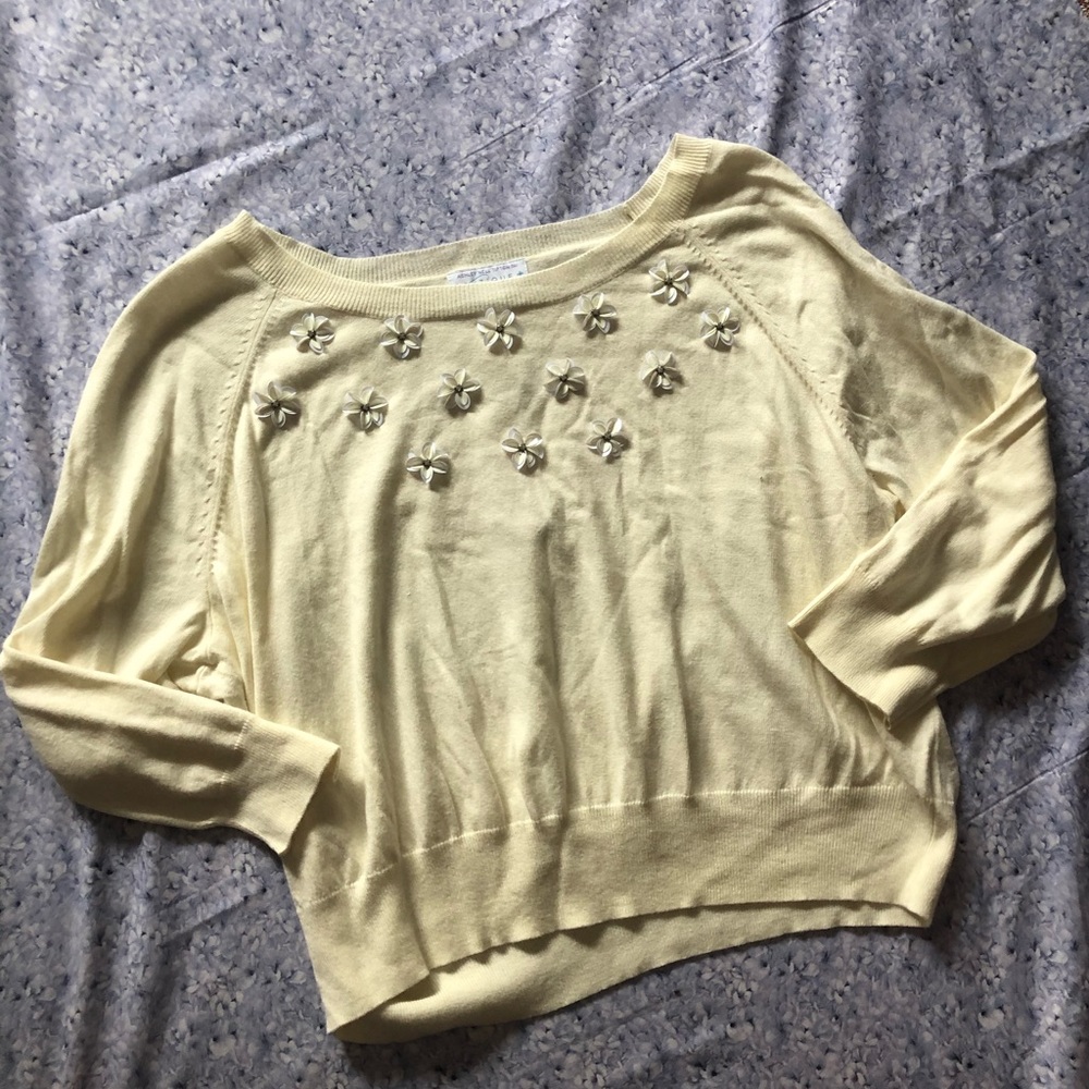 Off White Floral 3D Plus Size Blouse